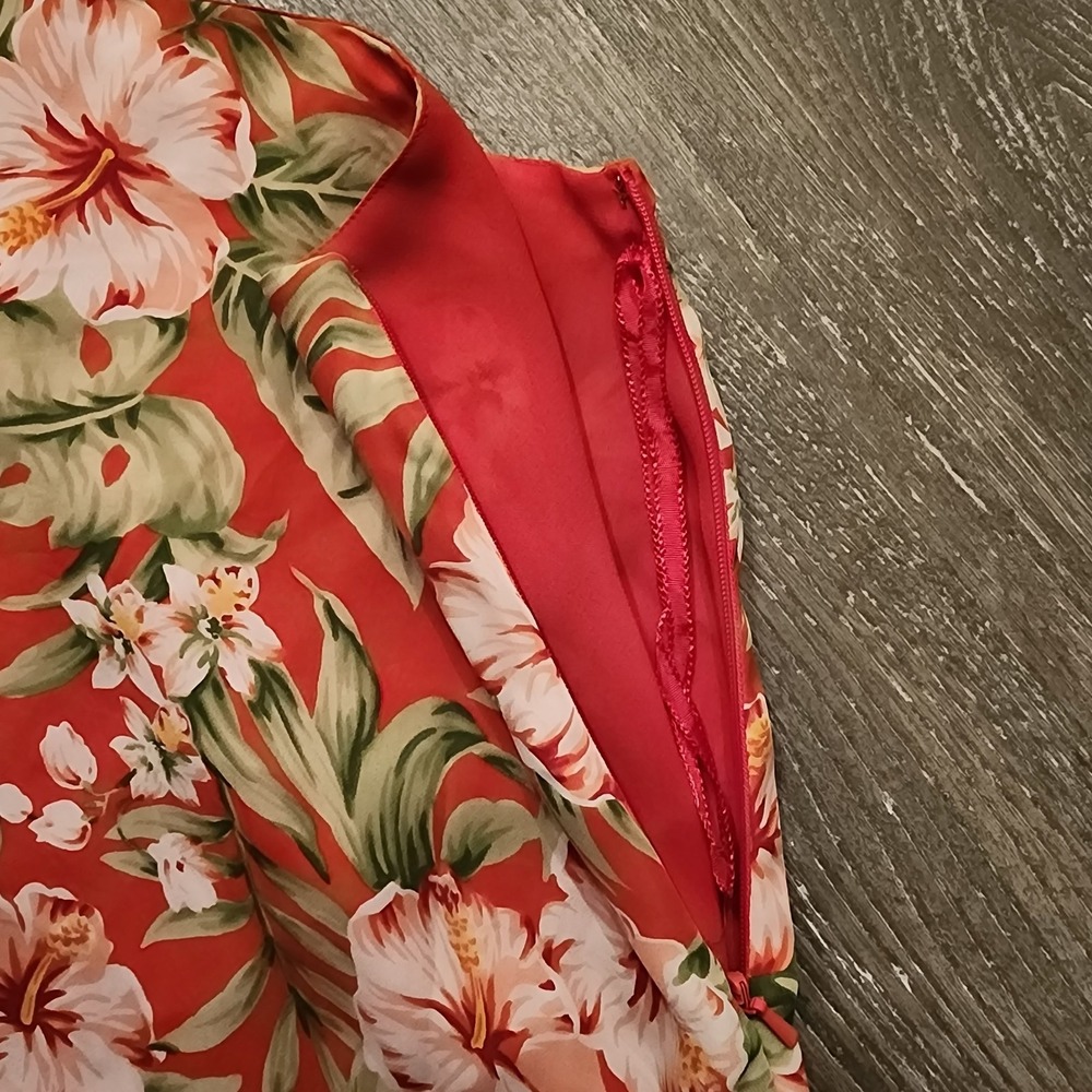 Jones NY Silk Mini Skirt 8 Red Floral Hibiscus Y2K Tropical Cruise Beachy Resort - Picture 6 of 12